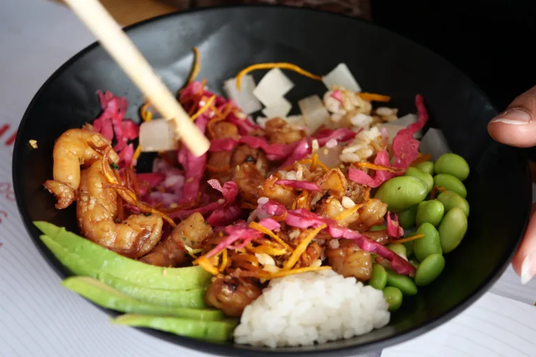 Garlic Shrimp & Edamame Brown Rice Bowl