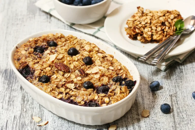 Blueberry Protein Baked Oats